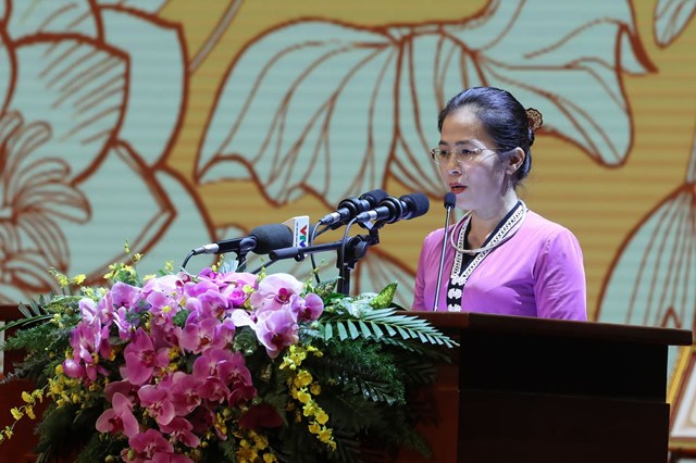 B&agrave; V&otilde; Thị Minh Sinh, Chủ tịch Ủy ban MTTQ Việt Nam tỉnh Nghệ An.