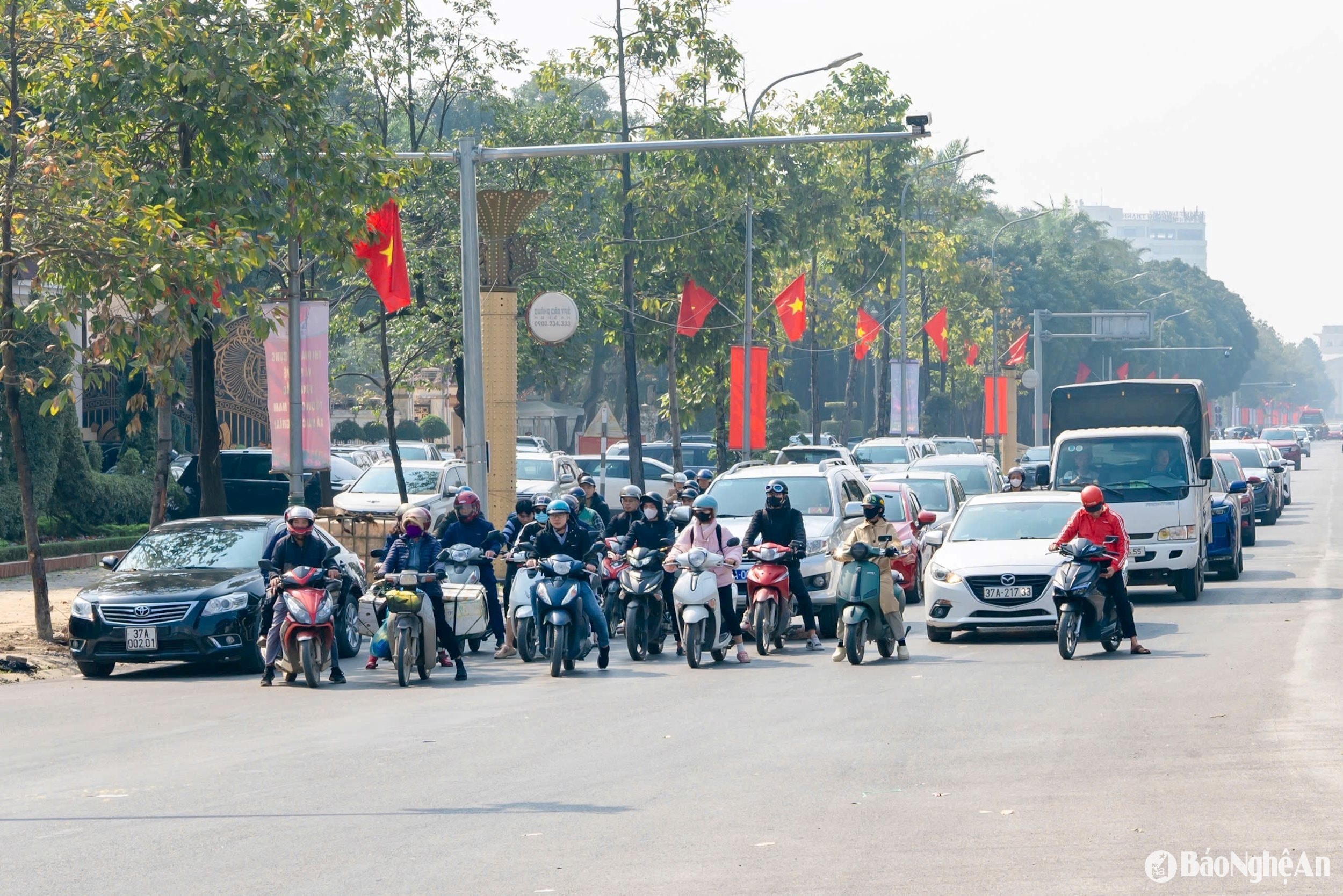 1.ảnh pv